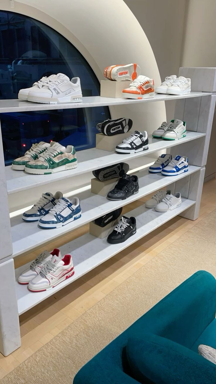 shoes/slides